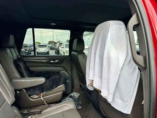 Used 2021 Red GMC Denali image 16