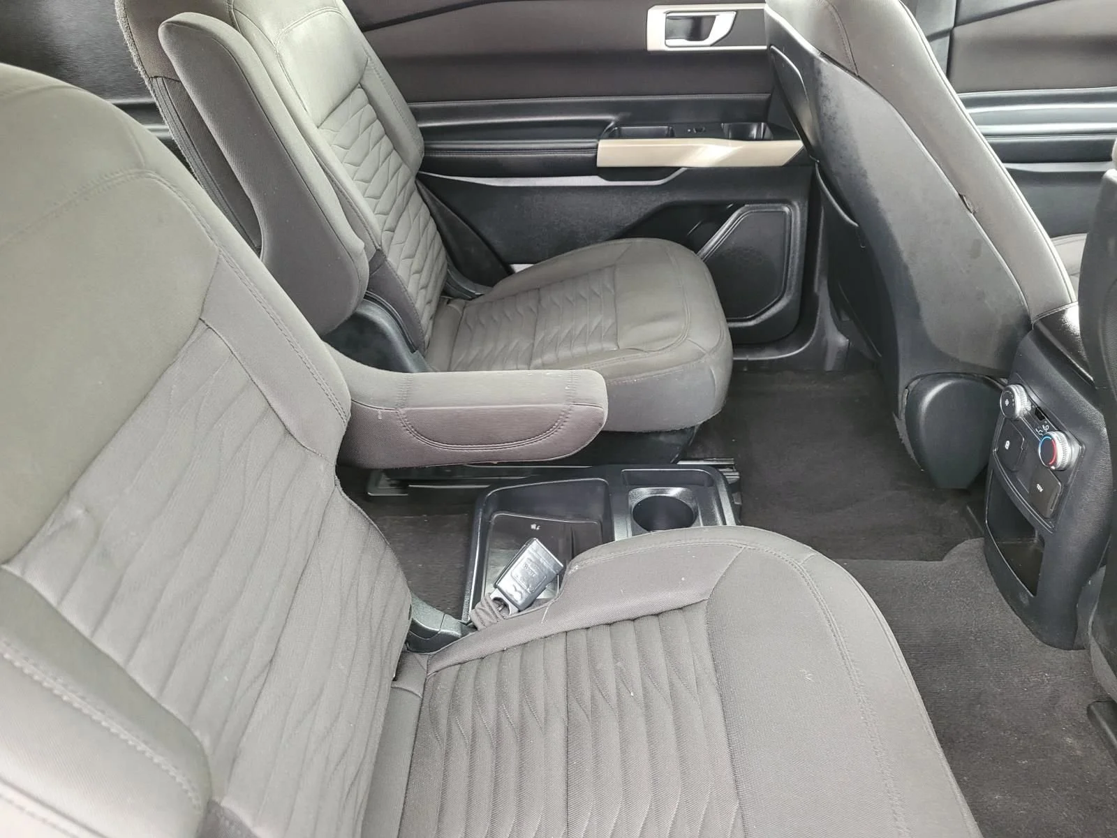 Used 2020 Blue Ford XLT image 12