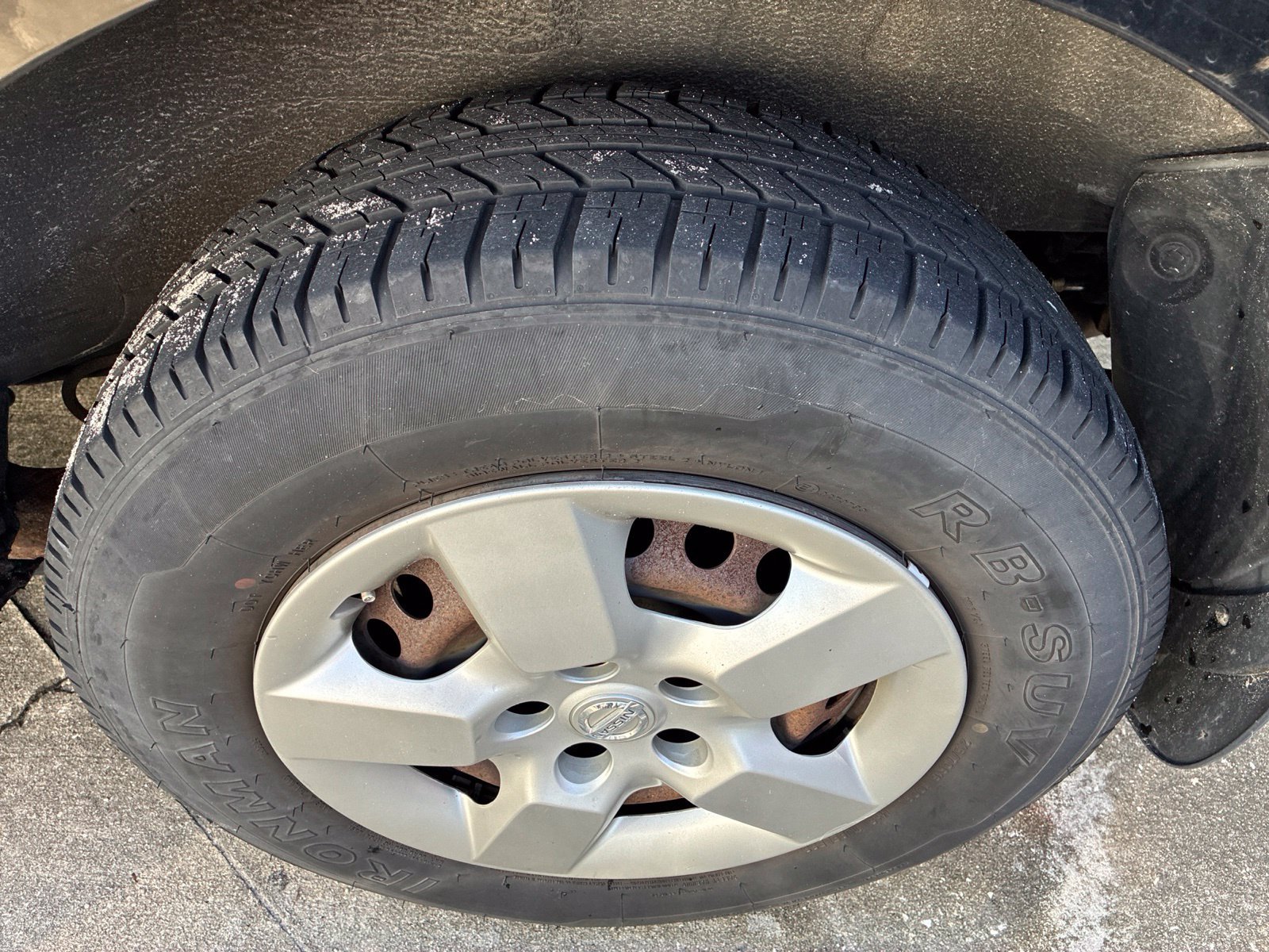 Used 2015 Black Nissan S image 32
