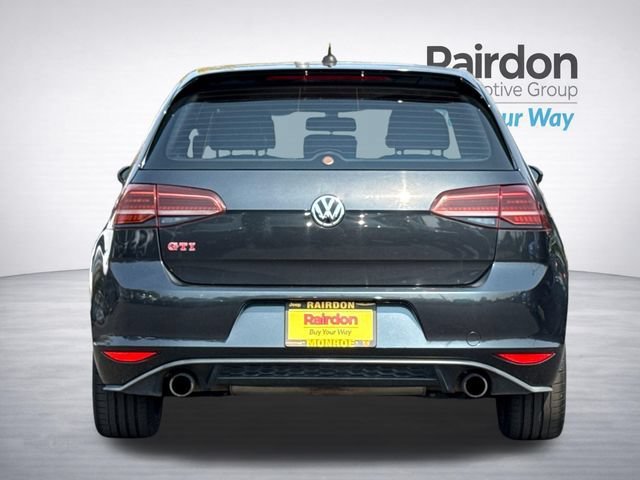 Used 2015 Steel Gray Metallic Volkswagen 2.0T SE image 6