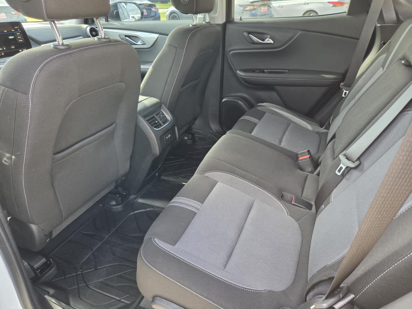 Used 2023 Summit White Chevrolet LT image 13