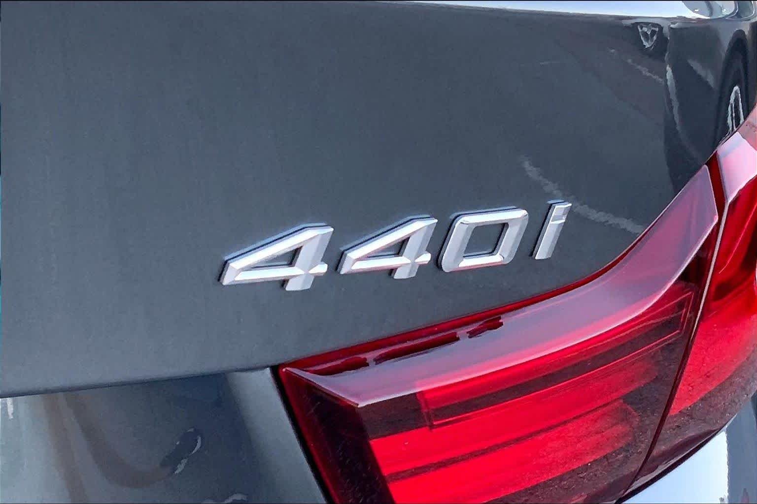Used 2020 Mineral Grey Metallic BMW 440i image 9