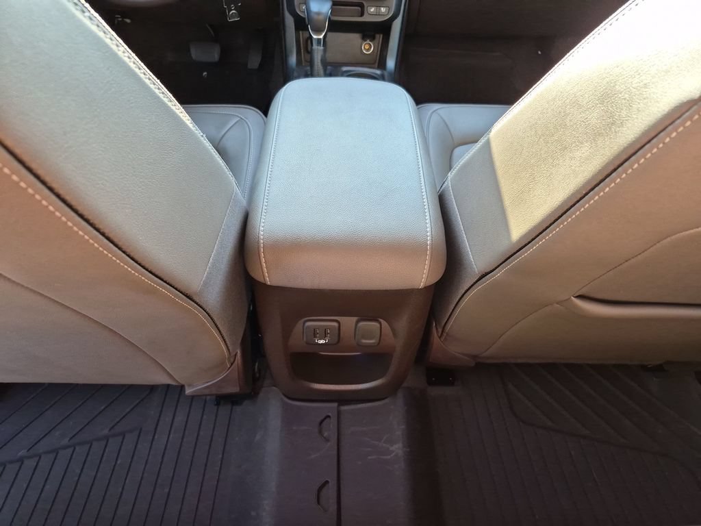 Used 2022 Summit White GMC Denali image 34