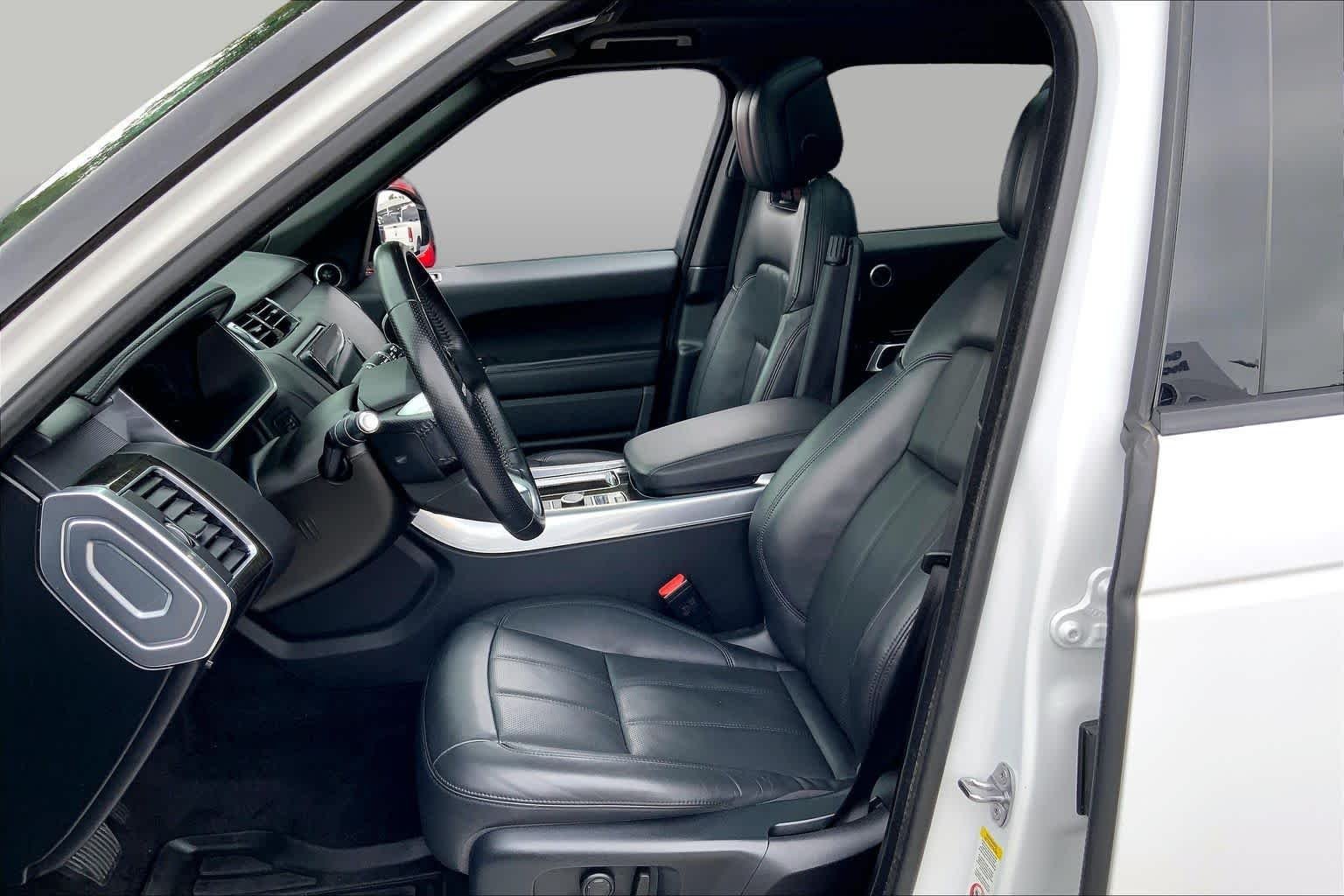 Used 2020 Fuji White Land Rover HSE image 8