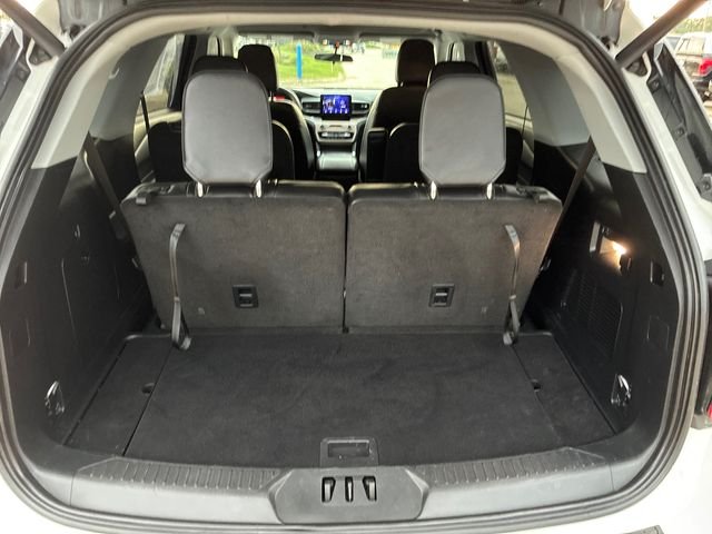 Used 2024 White Ford XLT image 6
