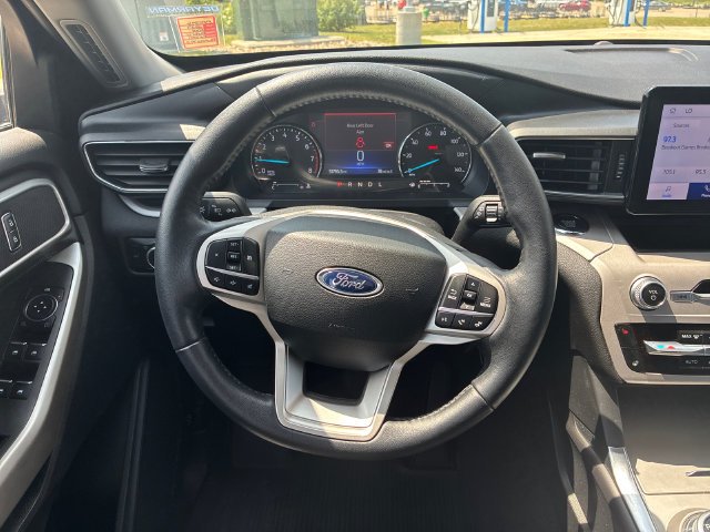Used 2023 Green Ford XLT image 17