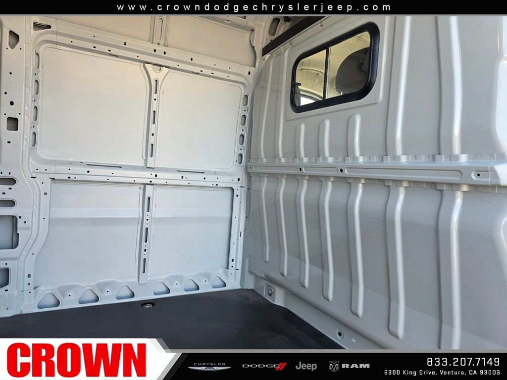 New 2026 Bright White Clearcoat RAM Base image 10