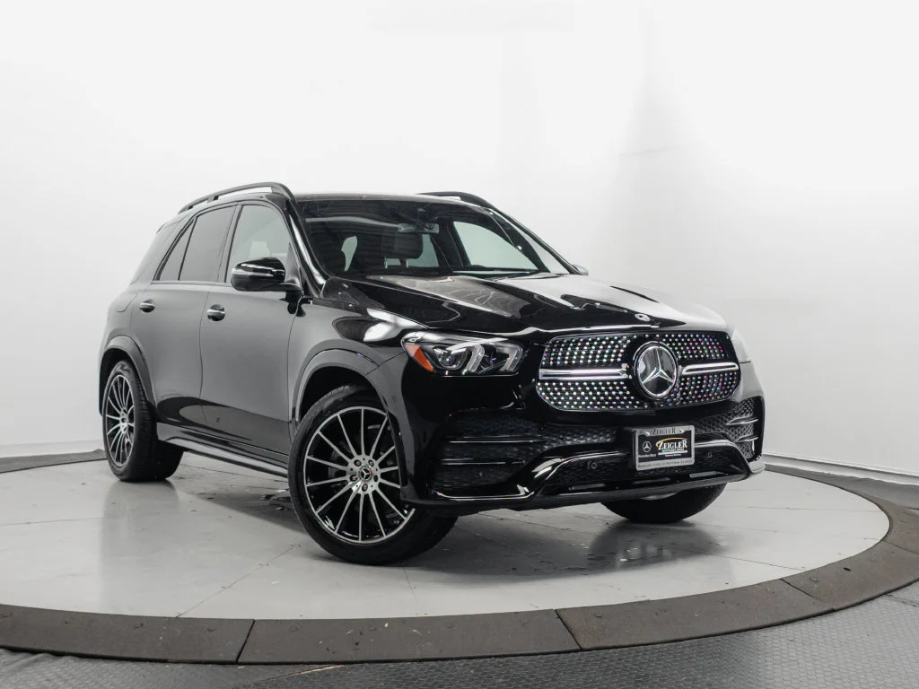 Used 2023 Black Mercedes-Benz GLE 450 image 1