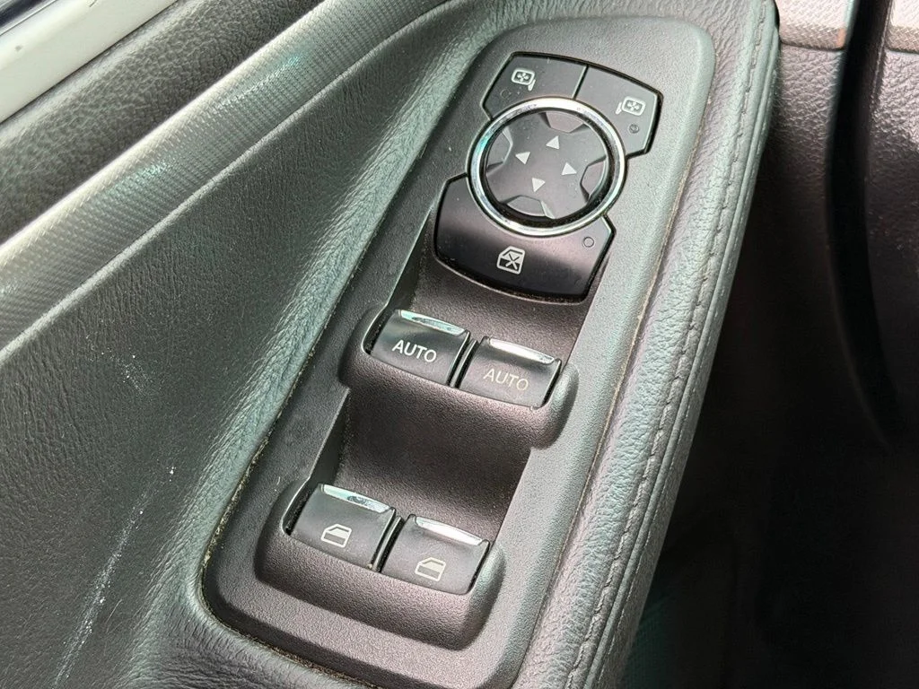 Used 2015  Ford XLT image 19