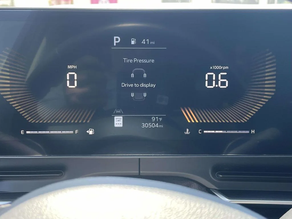 Used 2025 Gray Kia LXS image 22