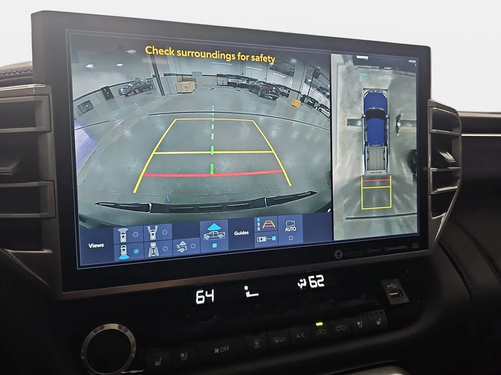 Used 2023  Toyota Platinum image 24