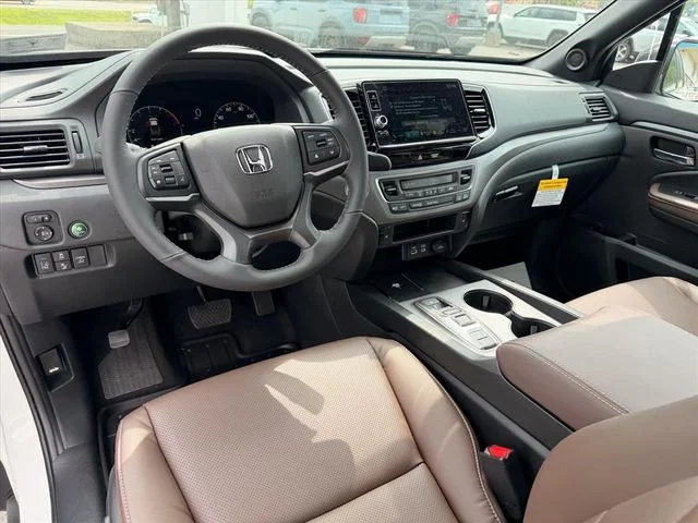 New 2026 White Honda RTL image 5