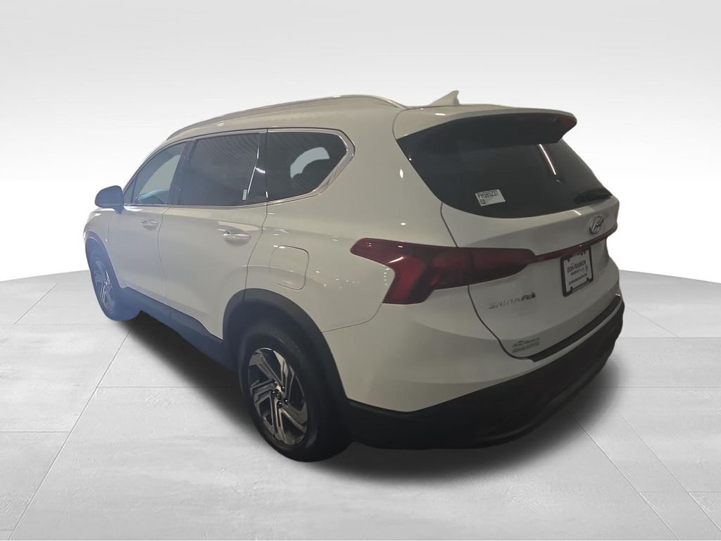 Used 2023 White Hyundai SEL image 4