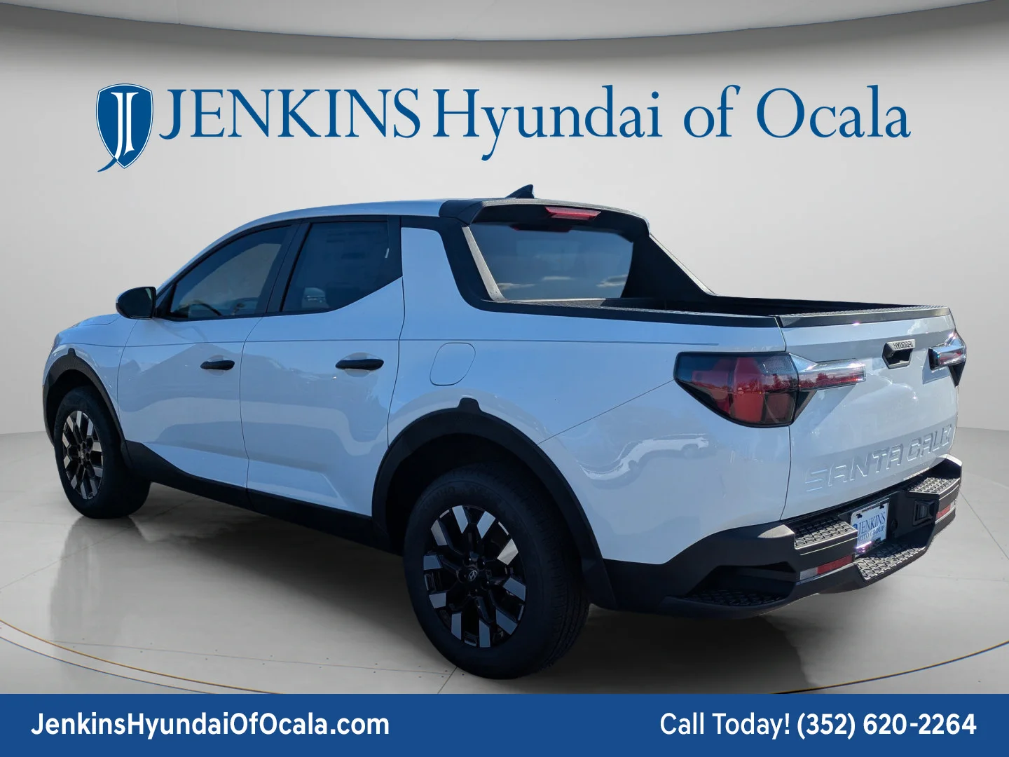 Used 2026 Atlas White Hyundai SE image 5