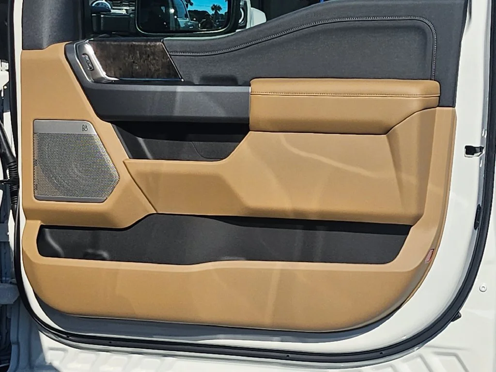 New 2027 Gray Ford Lariat image 36