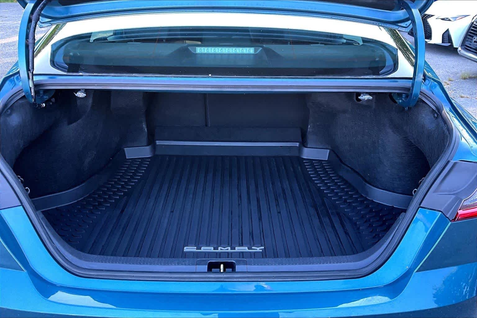 Used 2025 Ocean Gem Toyota XSE image 31