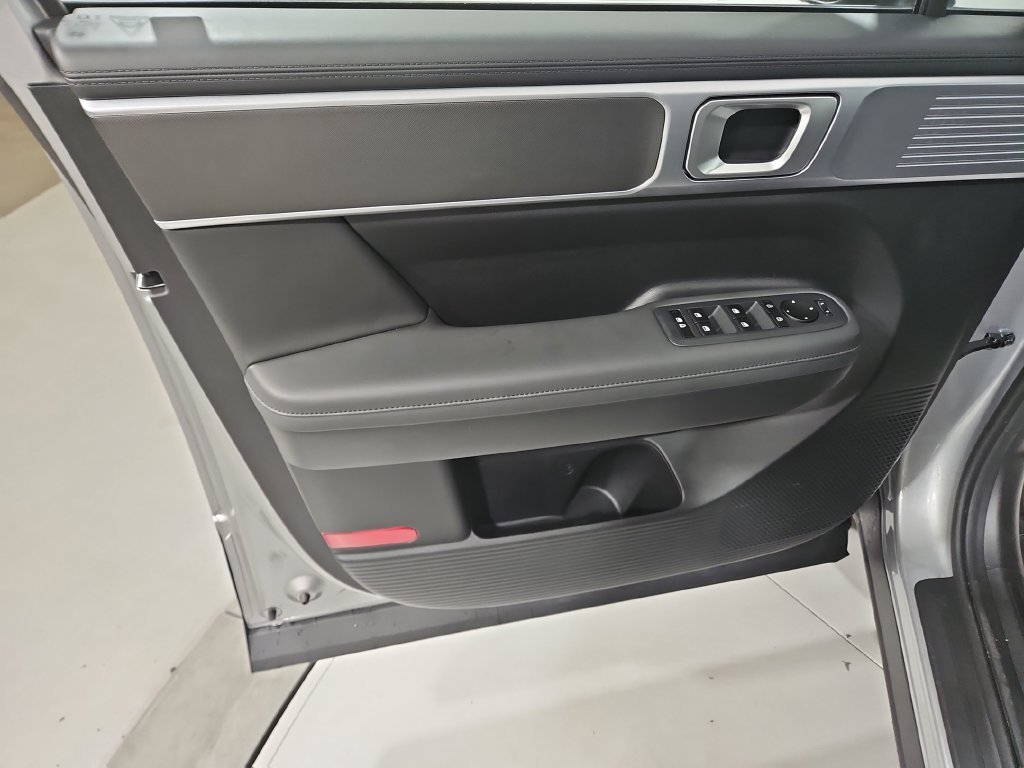 Used 2026 Silver Hyundai XRT image 11