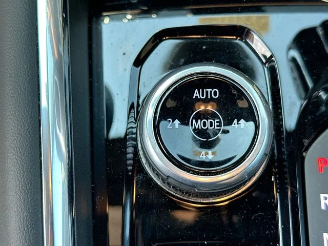 Used 2024 Black GMC AT4 image 39