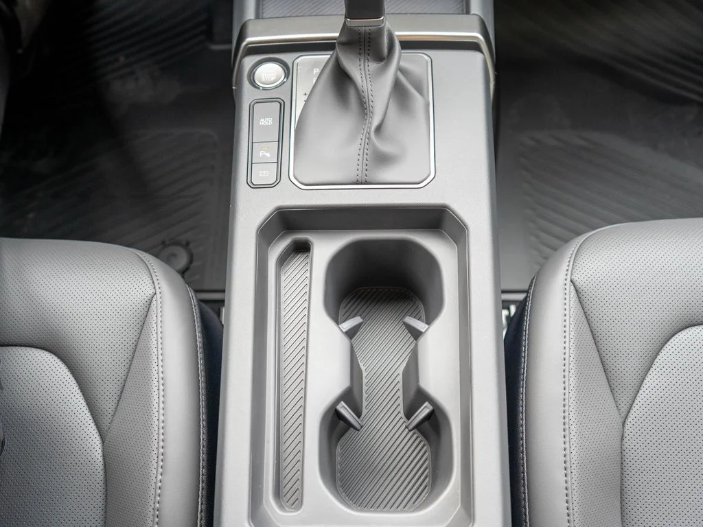 New 2027 Iceberg Green Kia EX image 27
