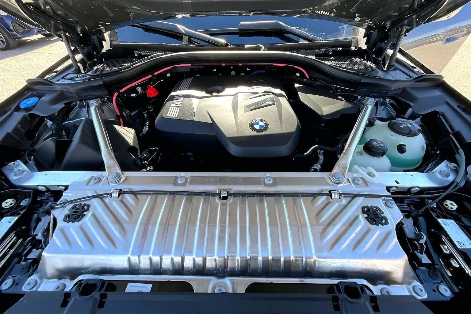 Used 2026 Skyscraper Grey Metallic BMW 30 xDrive image 16