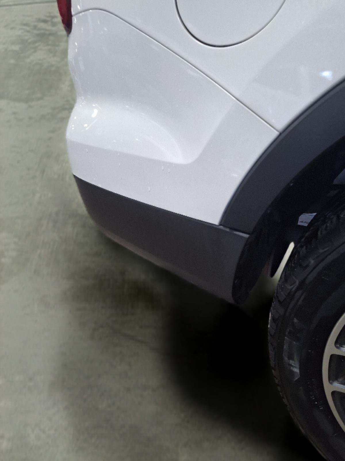 Used 2016 White Platinum Metallic Tri-Coat Ford Sport image 37