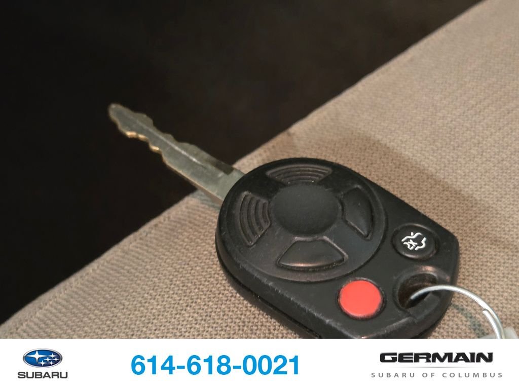 Used 2012 Gray Ford Base image 34