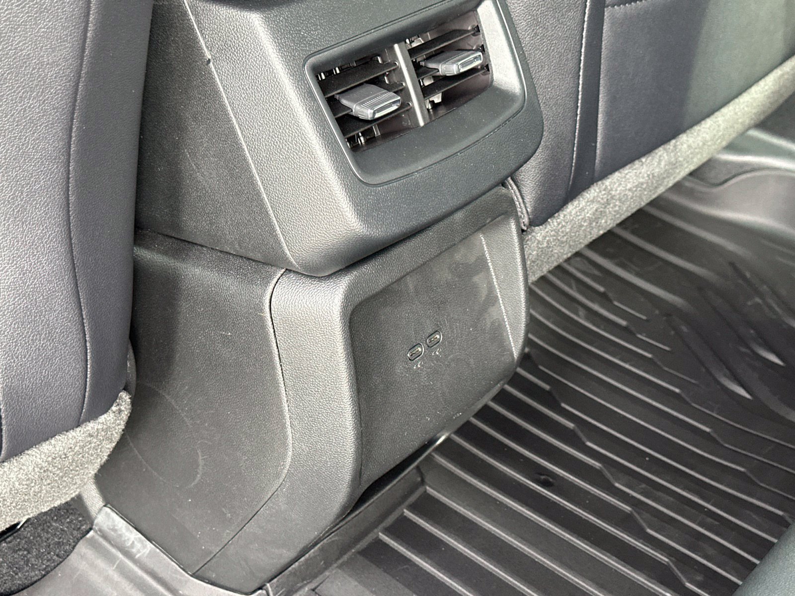 2026 Chevrolet Equinox EV 2LT - Photo 14