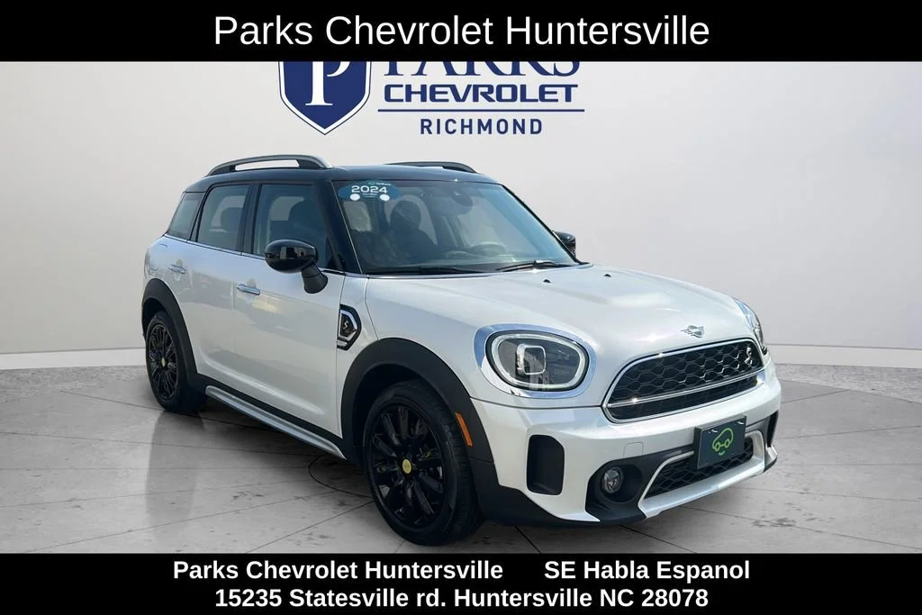 2024 MINI Countryman Cooper S's photo