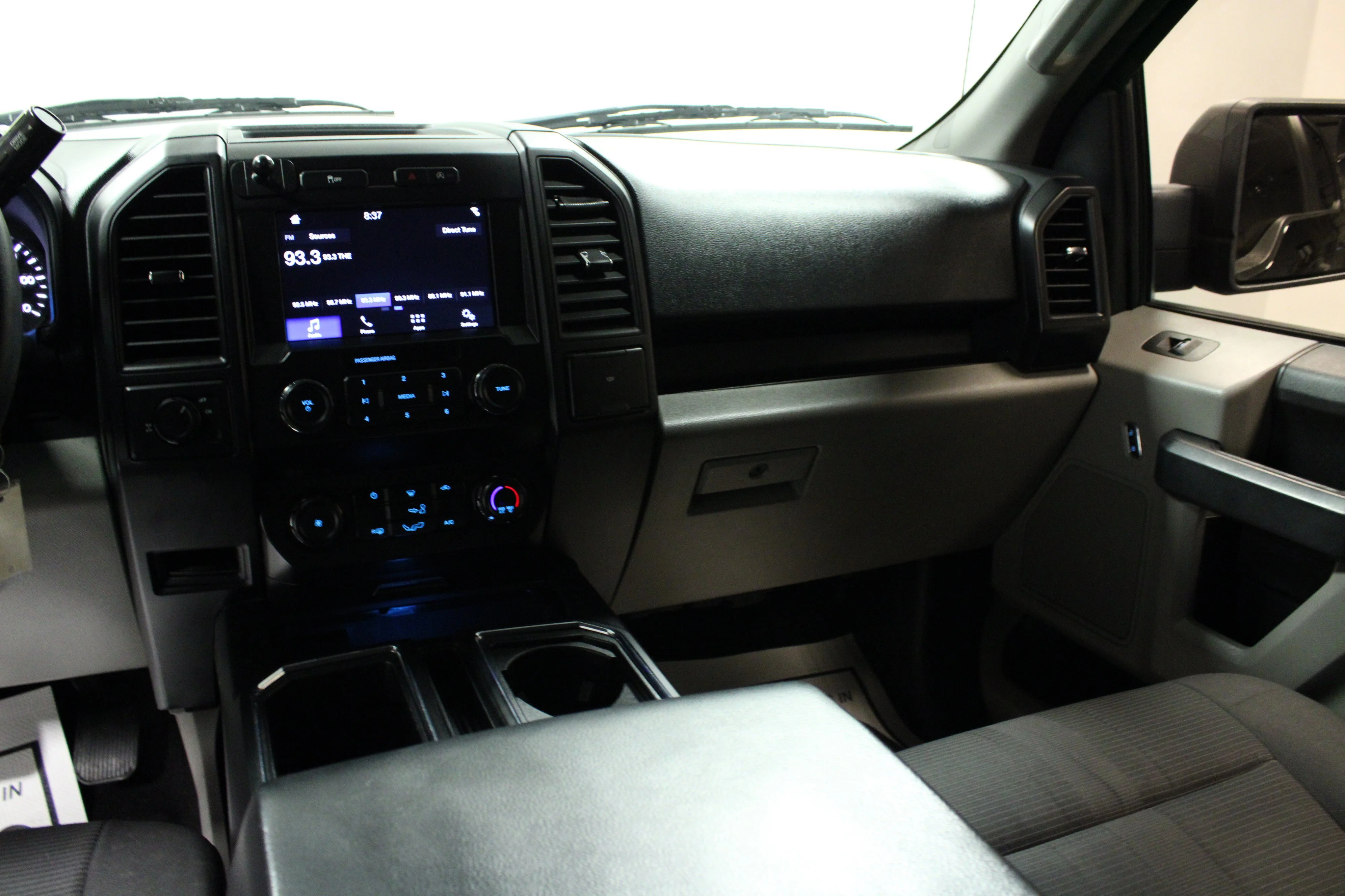 Used 2019 Agate Black Metallic Ford XL image 19