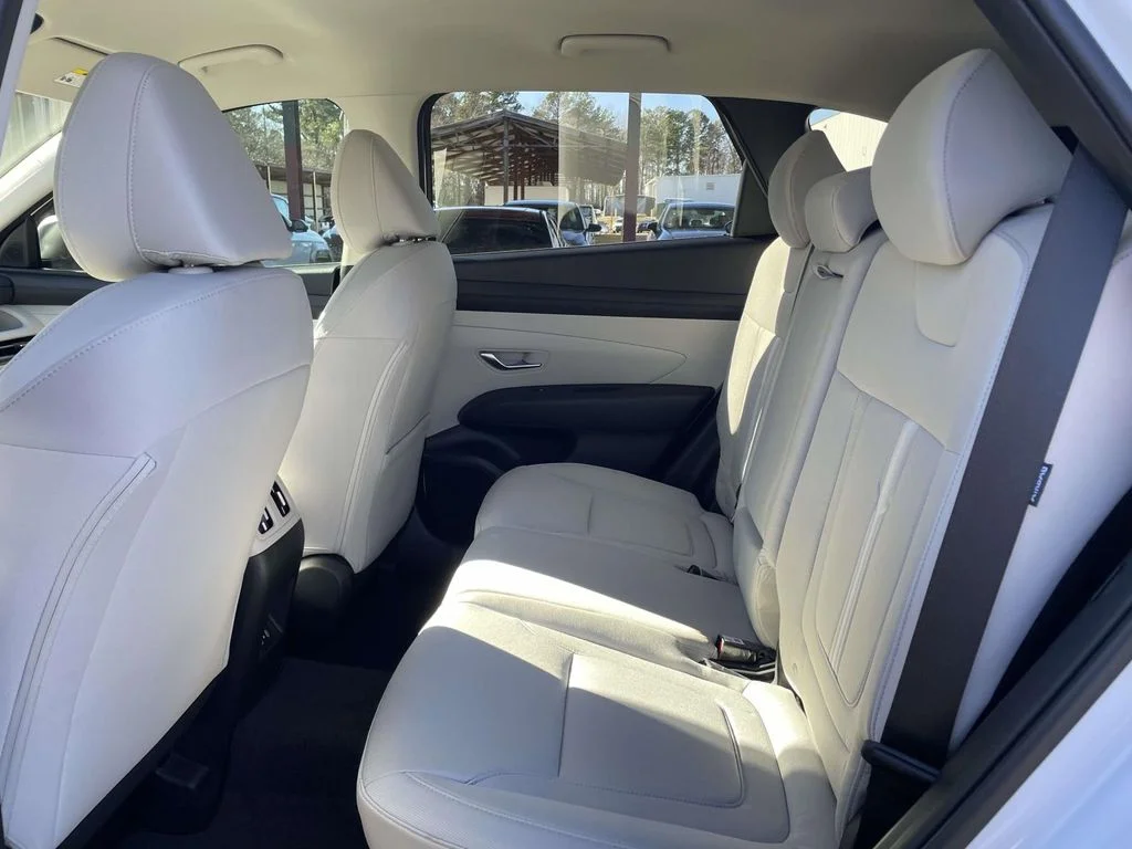 New 2026 White Hyundai SEL image 11