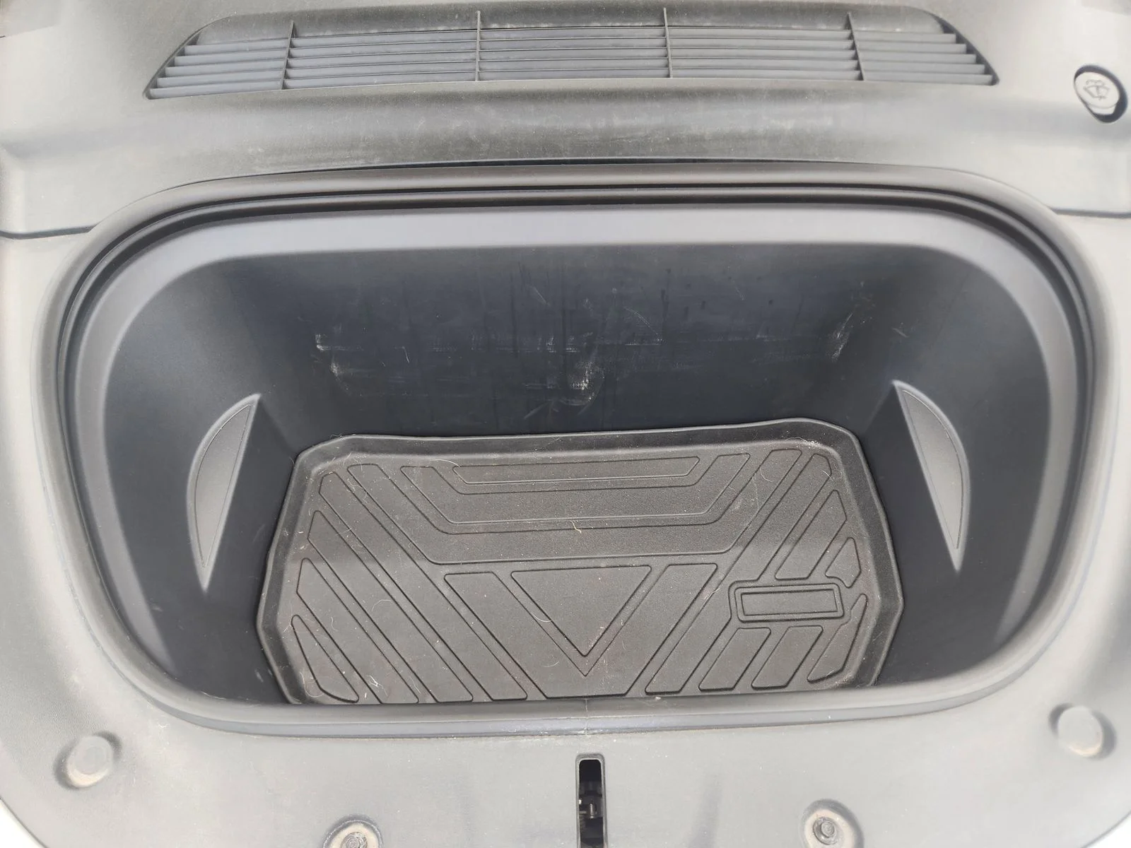 Used 2022 White Tesla Long Range image 30