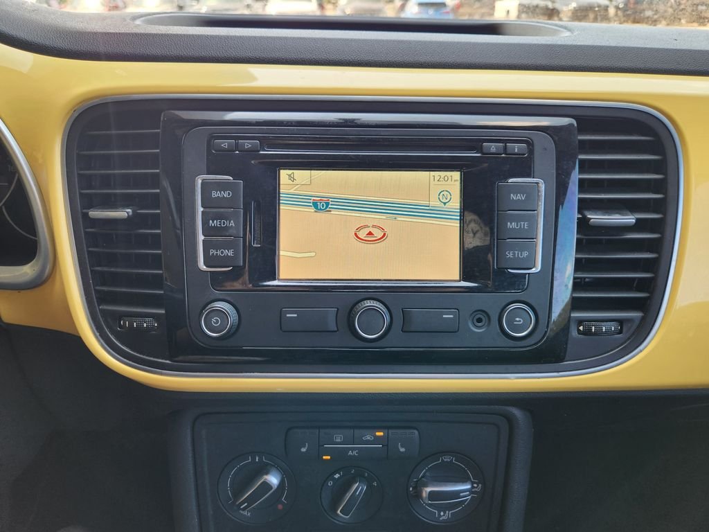 Used 2015 Yellow Rush Volkswagen 1.8T w/Sun/Sound/Nav image 16