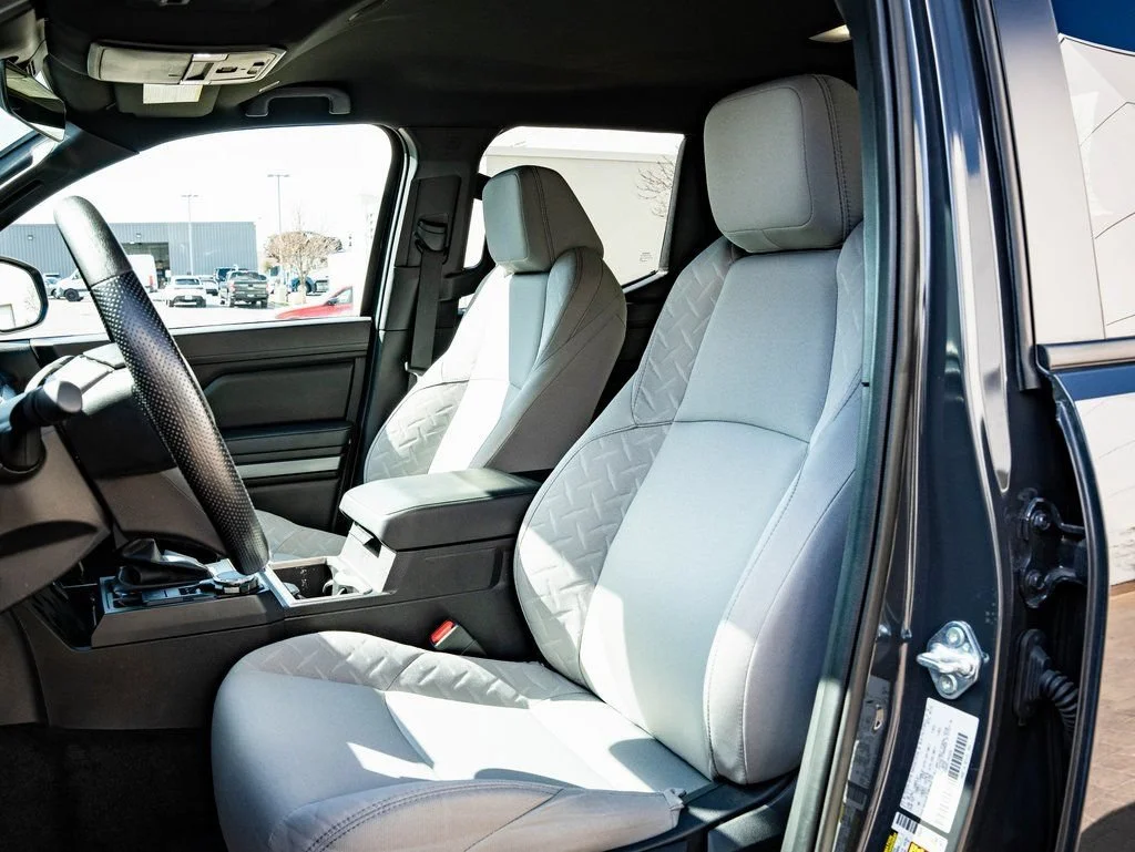 Used 2025 Underground Toyota SR5 image 21