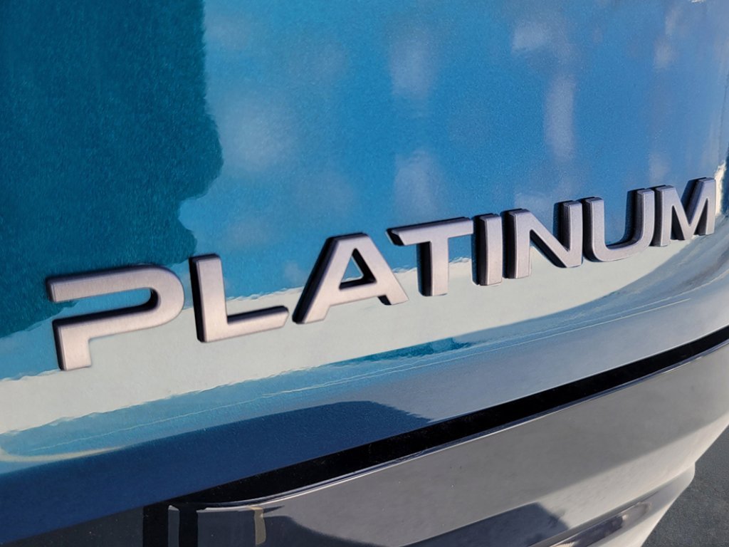 New 2026 Aurora Blue Pearl Metallic Nissan Platinum image 10