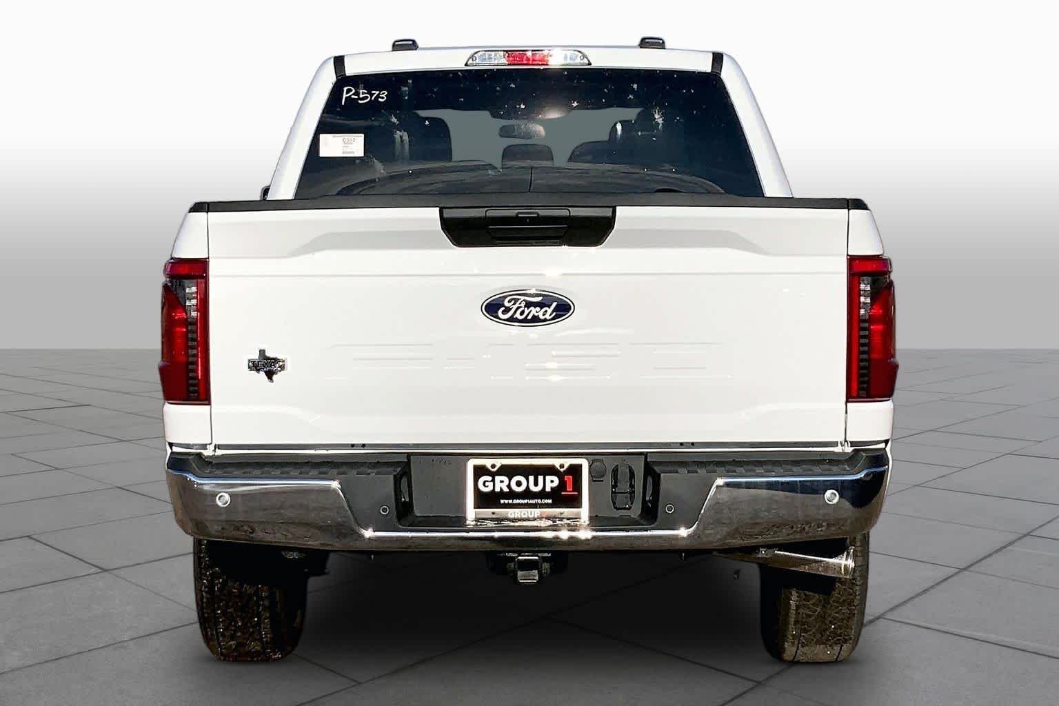New 2026 Oxford White Ford XLT image 4