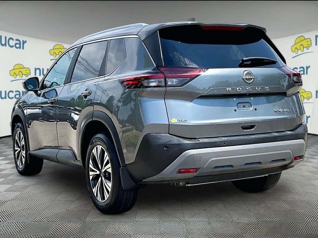Certified Used 2023 Gray Nissan SV image 4