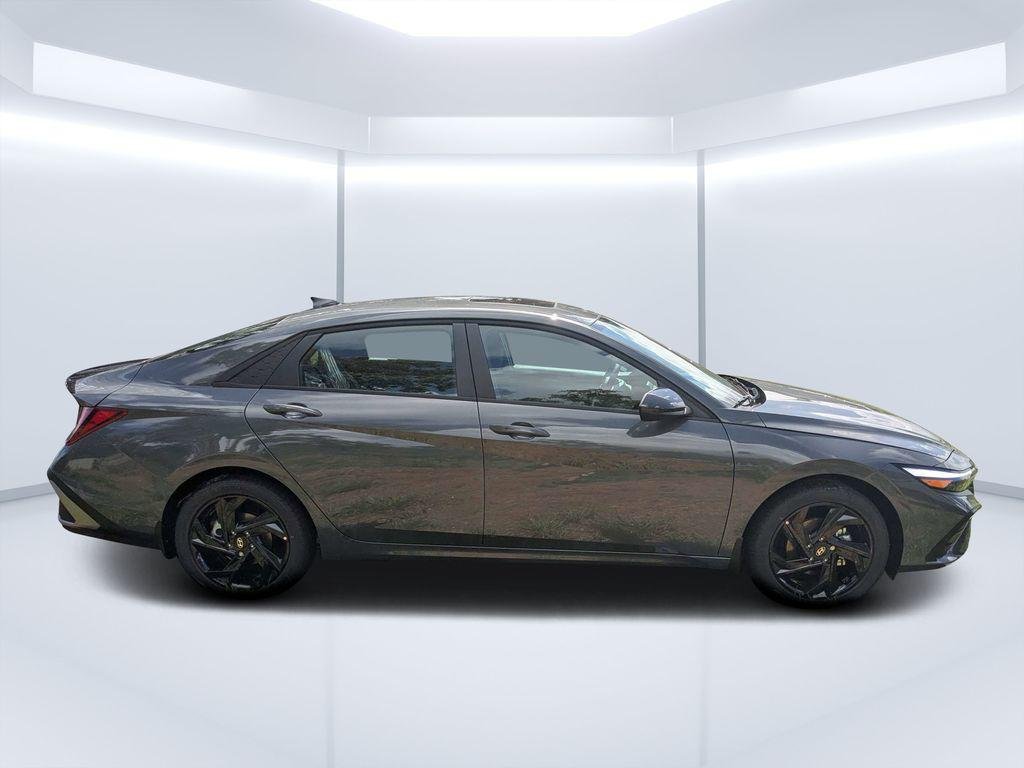 New 2026 Gray Hyundai SEL Sport image 2