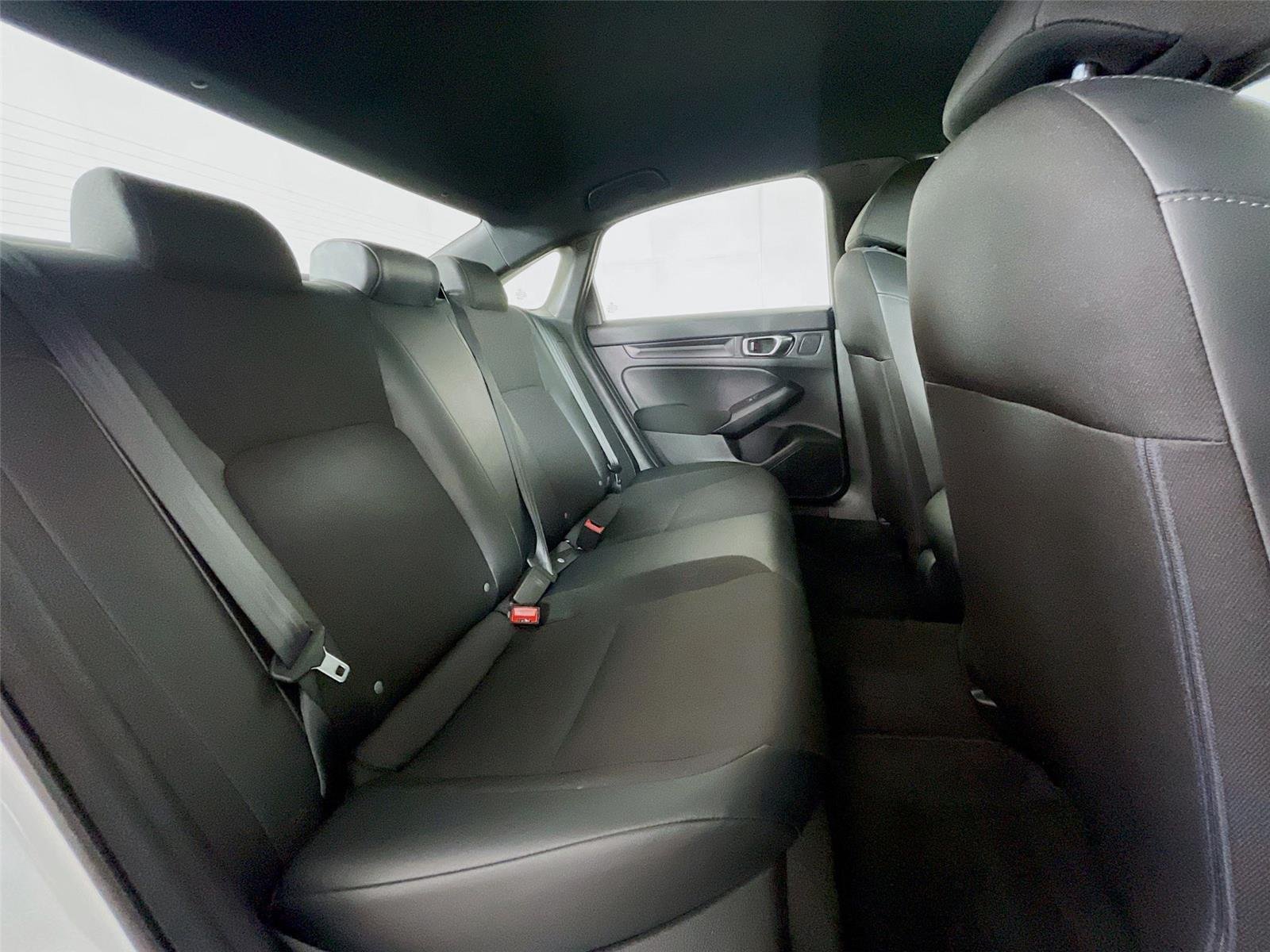 Used 2023 Platinum White Pearl Honda Sport image 30
