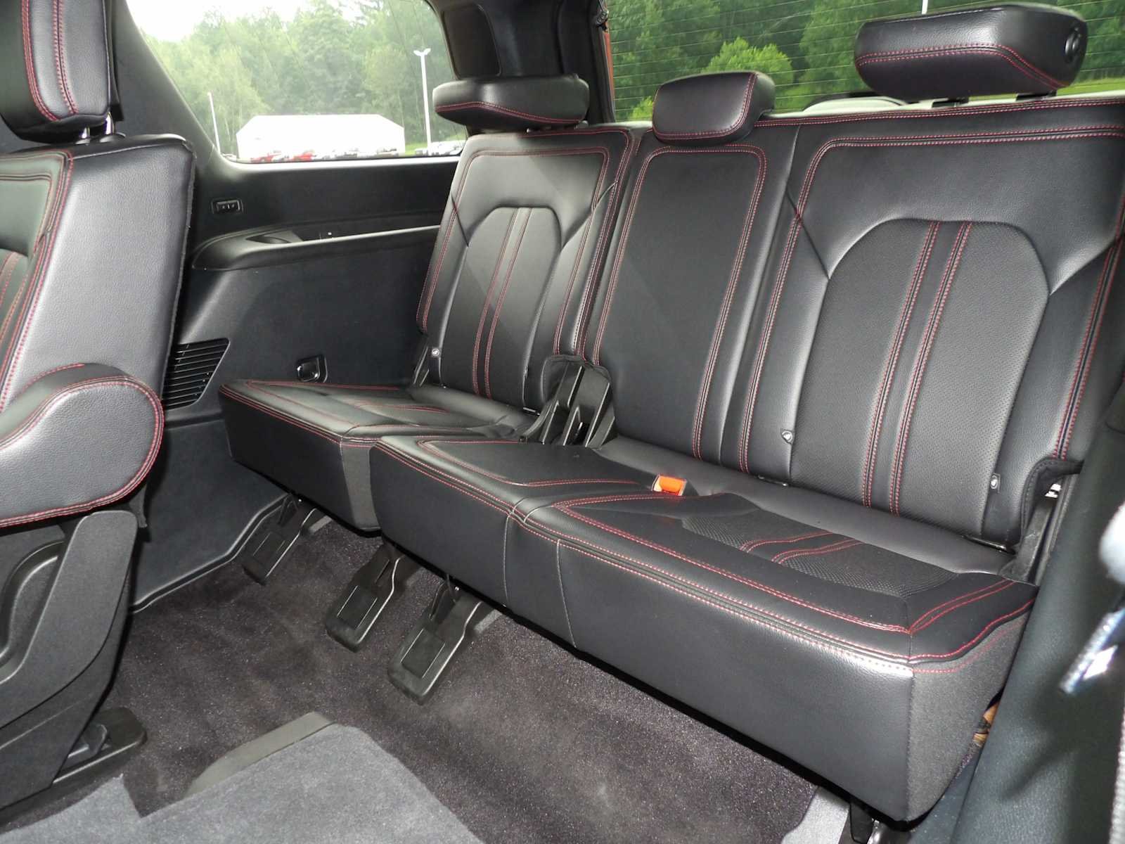 Used 2021 Magnetic Metallic Ford Limited image 13
