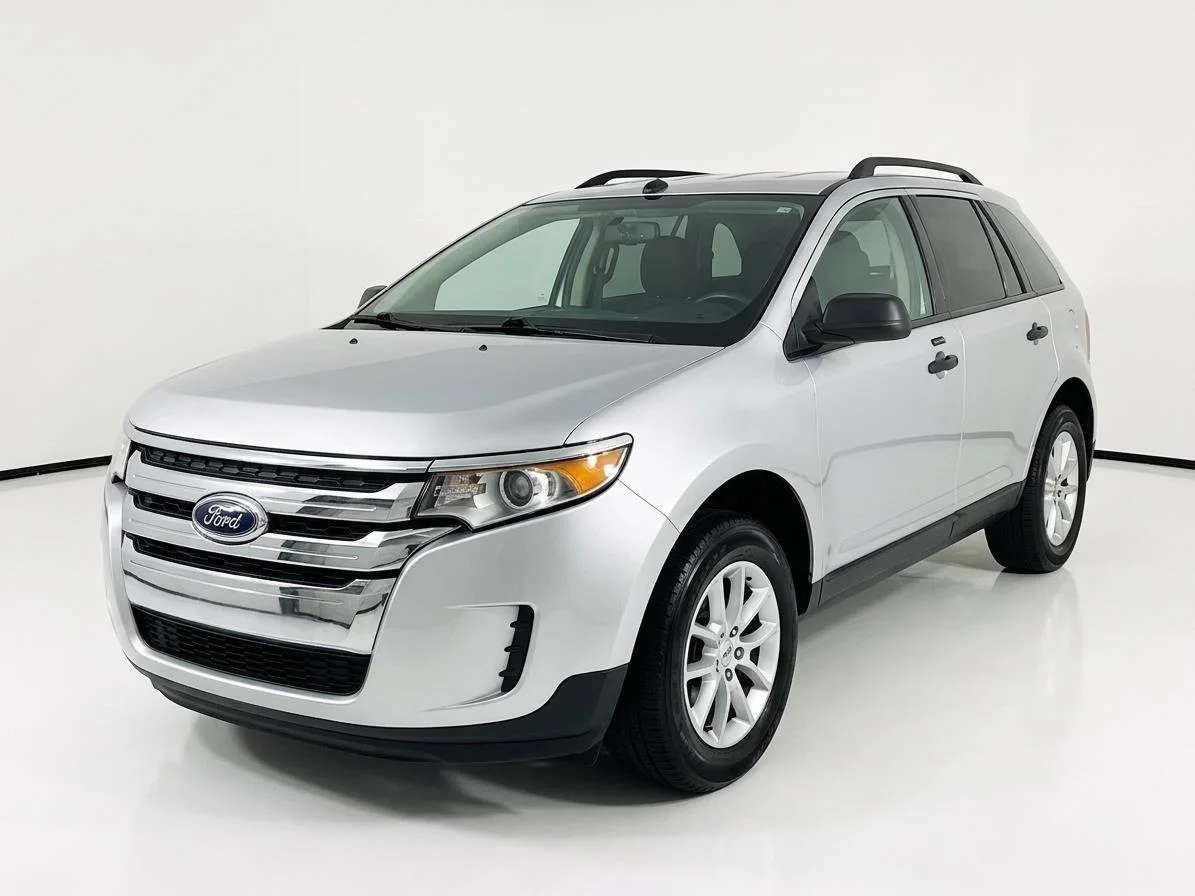 2013 Ford Edge SE's photo