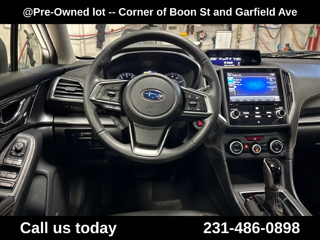Used 2018 White Subaru 2.0i Limited image 18