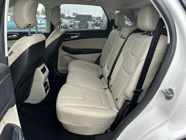 Used 2016 White Ford Titanium image 23