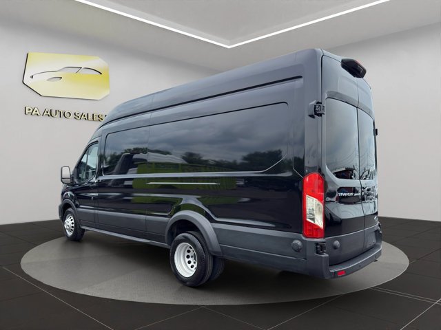 Used 2024 Black Ford  image 5