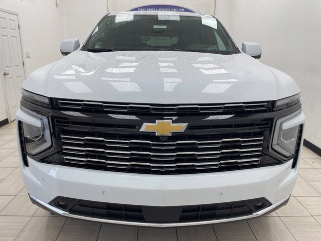 New 2026 Polar White Tricoat Chevrolet High Country image 18
