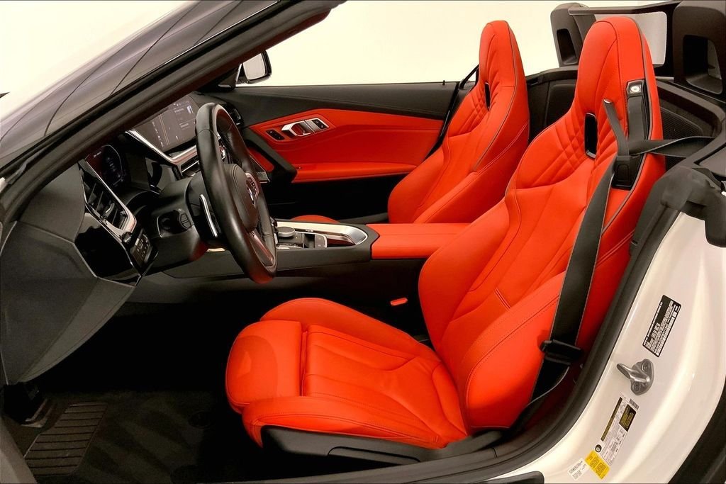 Certified Used 2023 Alpine White BMW  image 13