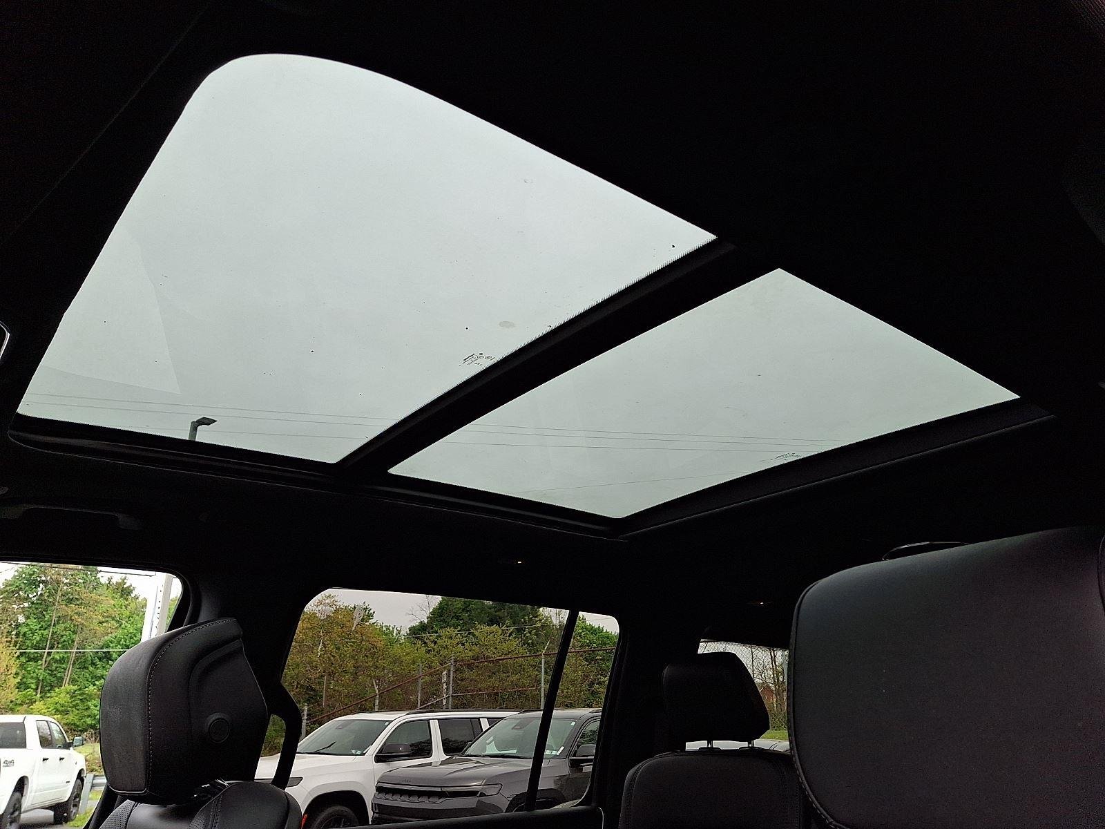 New 2026 High Gloss Black Jeep Limited Altitude image 11