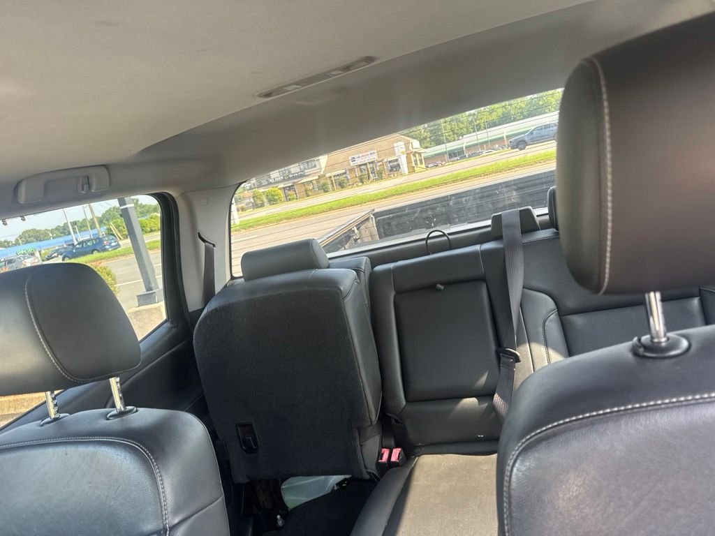Used 2015 White GMC SLT image 7
