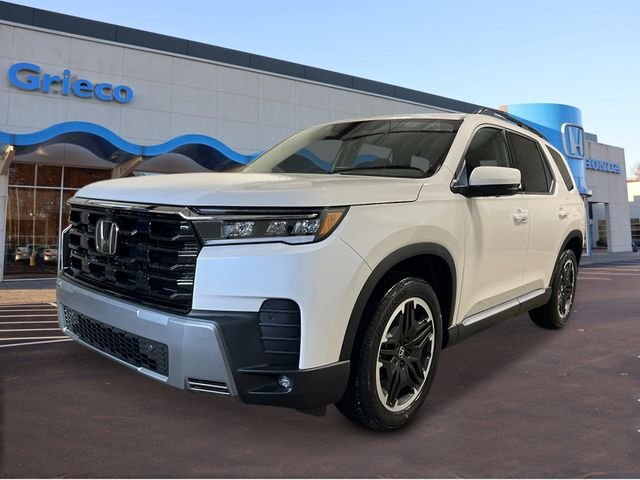 2026 Honda Pilot Touring AWD's photo