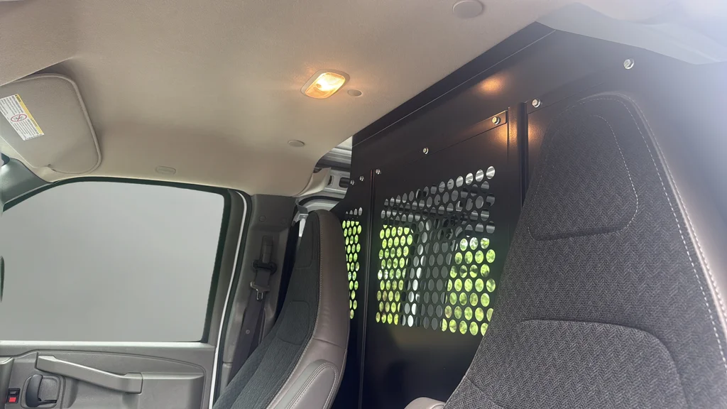 Used 2025 White GMC Work Van image 17