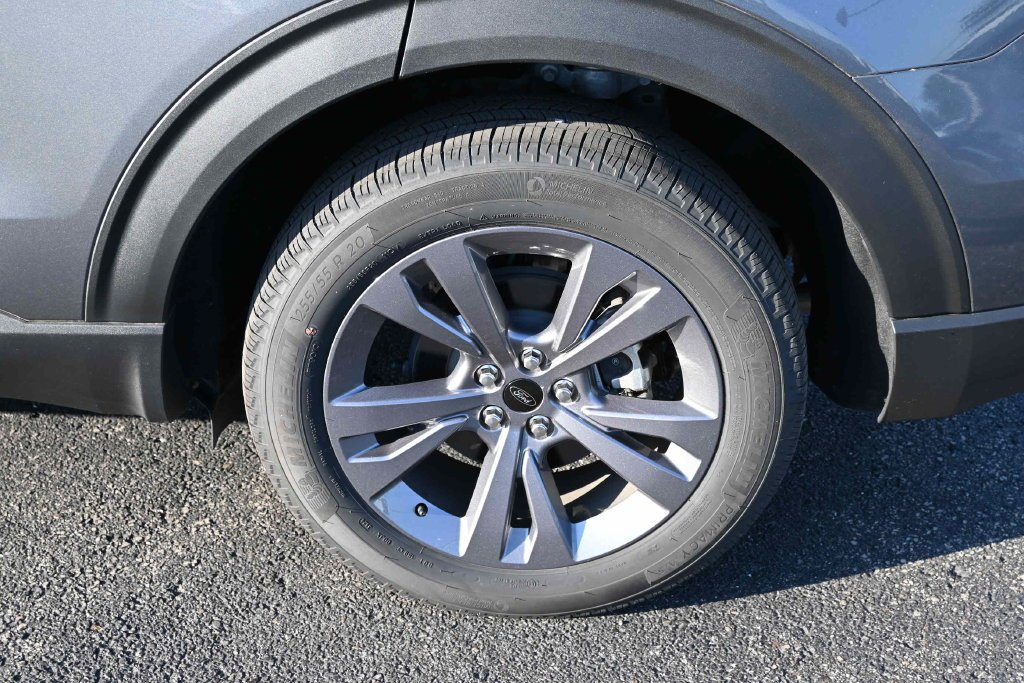 Certified Used 2025 Gray Metallic Ford Active image 15